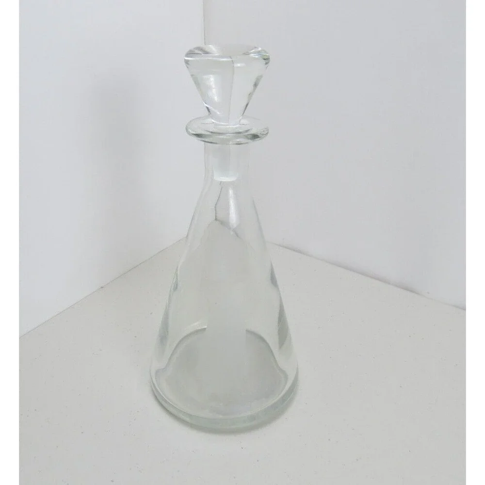 Vintage Wine Porto Sandeman White Silhouette Etch Logo Glass Decanter Carafe (C)